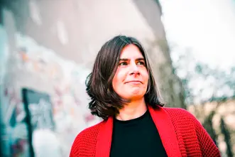 Portrait: Sarah Jäger